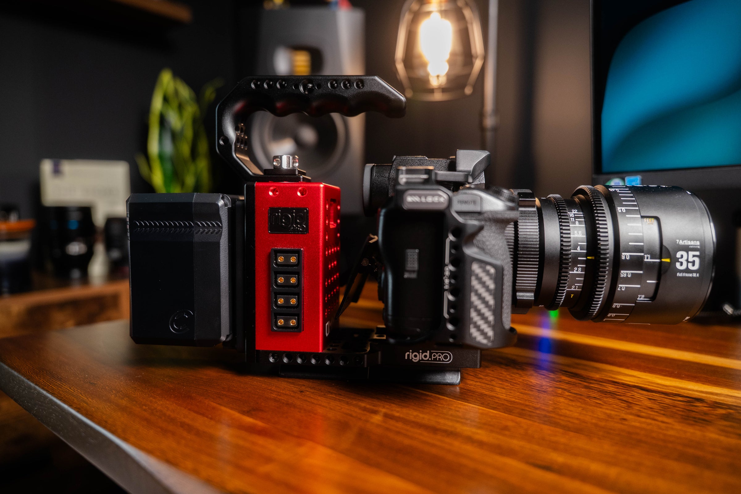 Rigid.PRO Review: Turn Your Mirrorless Camera Into a Cinema Rig